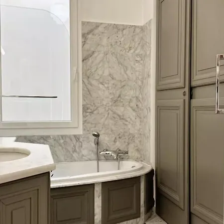 Superbe 2br Champ De Mars Bourdonnais Апартаменты Париж